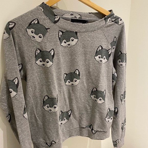 Minkpink gray top with Wolff head print - Picture 4 of 6